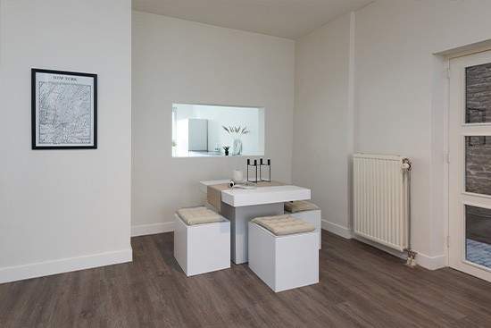 4 Home con mesa y taburetes de cartón Cubiqz 4 Home con mesa y taburetes de cartón Cubiqz