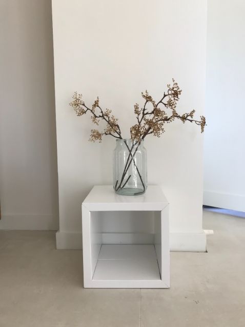 LUUCK MESILLAA CUBO DE NOCHE DE CARTÓN PARA HOME STAGING Y MAS!