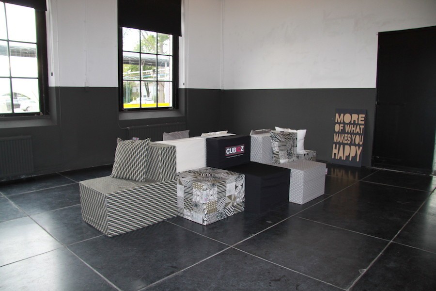 CUBIQZ cardboard modules for real seating CUBIQZ cardboard modules for real seating