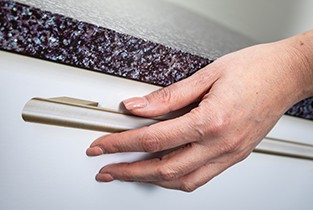 Muebles de cartón Cubiqz, tan reales que hasta engañan.